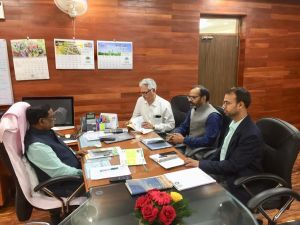 Dr.-Hulas-Pathak-PI-CEO-IGKV-R-ABI-with-Mr.-Ajit-Kumar-in-a-fruitful-meeting-with-CGM-NABARD-Raipur.