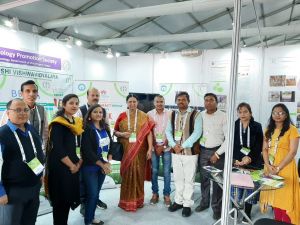 Dr.Renu-Swarup-Secretary-Dept-of-Biotechnology-GOI-with-IGKV-R-ABI-Incubates-at-Global-Bio-India-2019-Event-during-21-23-Nov-2019-New-Delhi..